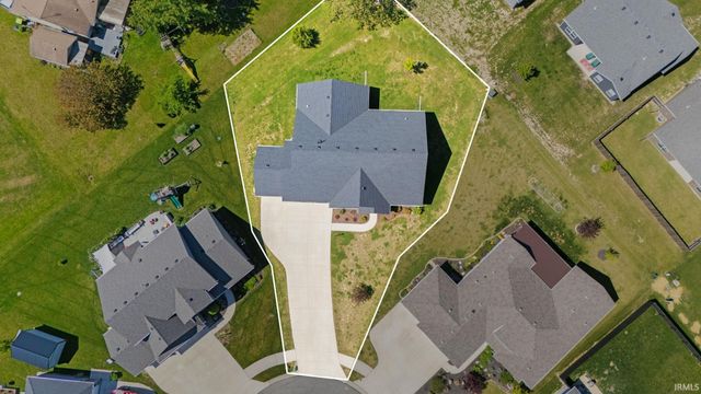 113 Paul Court, Roanoke, IN 46783