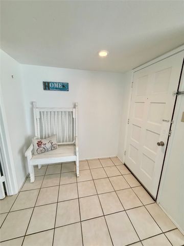 2117 Foxcroft Circle, Denton, TX 76209