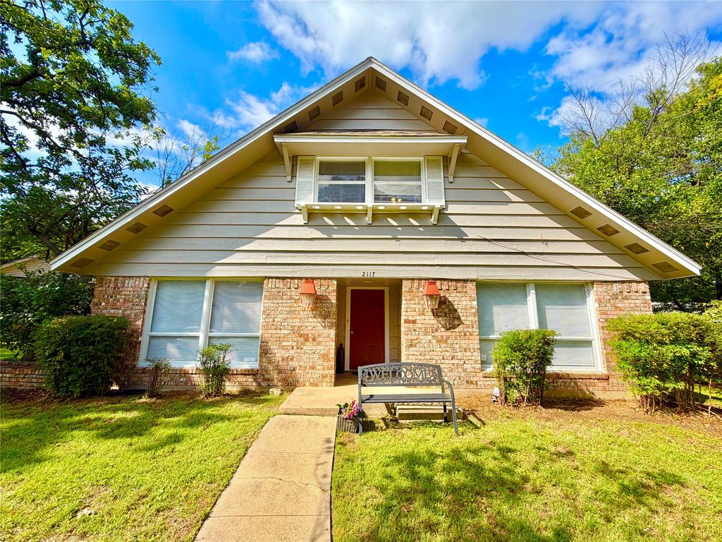 2117 Foxcroft Circle, Denton, TX 76209