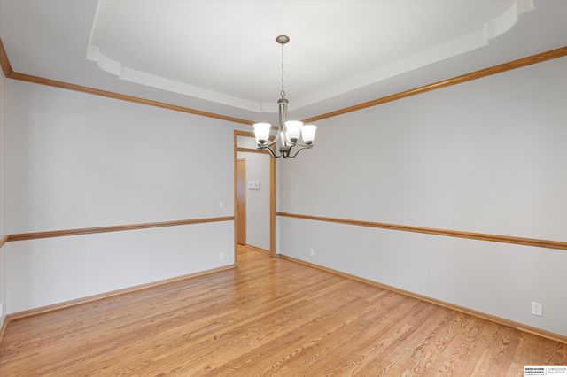 907 Woodland Avenue, Papillion, NE 68046