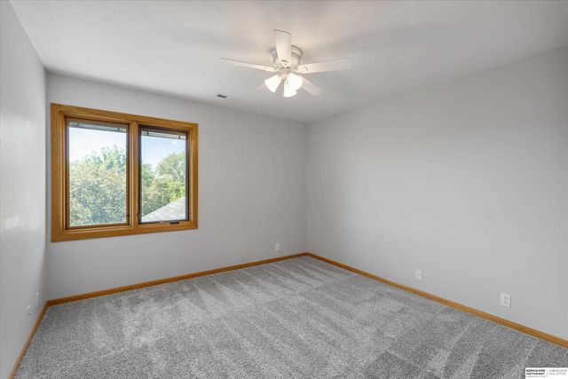 907 Woodland Avenue, Papillion, NE 68046