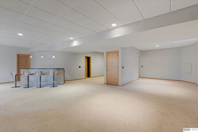 907 Woodland Avenue, Papillion, NE 68046