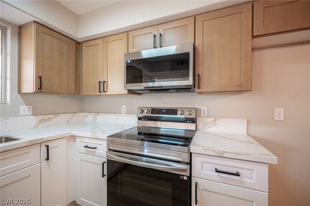 2725 South Nellis Boulevard 1040, Las Vegas, NV 89121