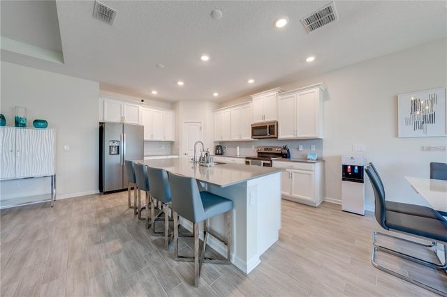 5301 AMERSHAM LANE, St Cloud, FL 34771