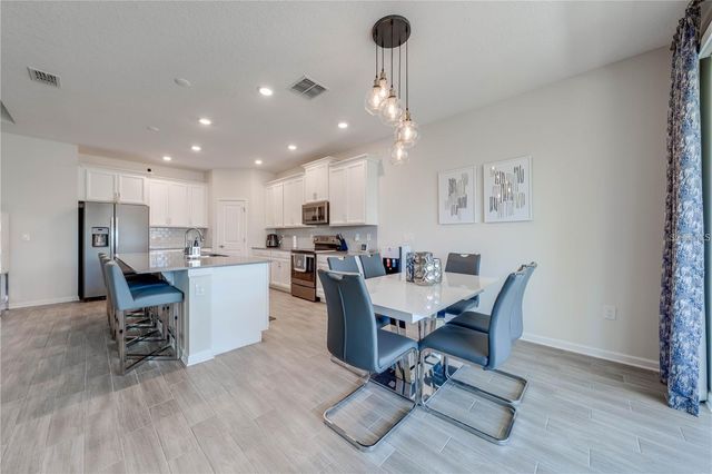 5301 AMERSHAM LANE, St Cloud, FL 34771