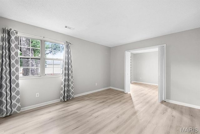 8912 Cardinal Terrace, Brentwood, MO 63144