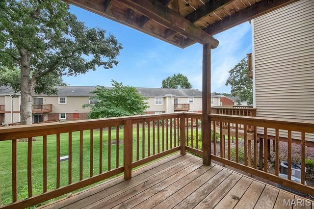 8912 Cardinal Terrace, Brentwood, MO 63144