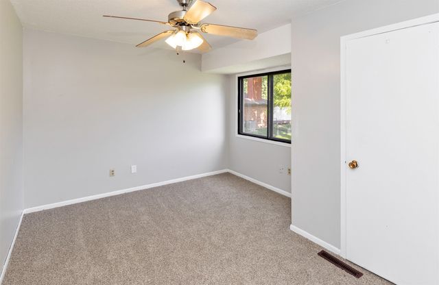 712 E Rose Avenue, Des Moines, IA 50315