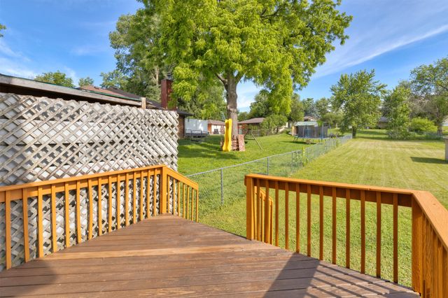 712 E Rose Avenue, Des Moines, IA 50315
