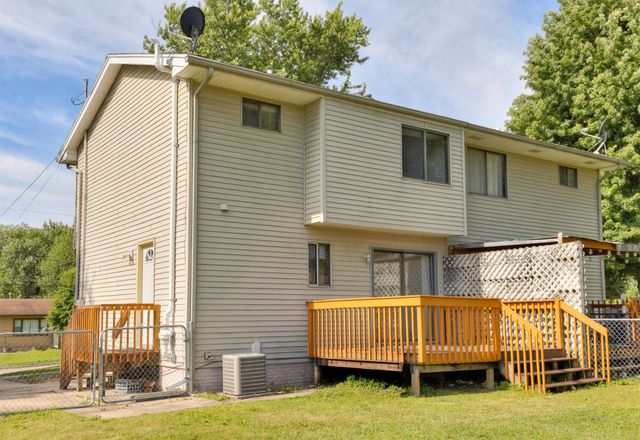 712 E Rose Avenue, Des Moines, IA 50315