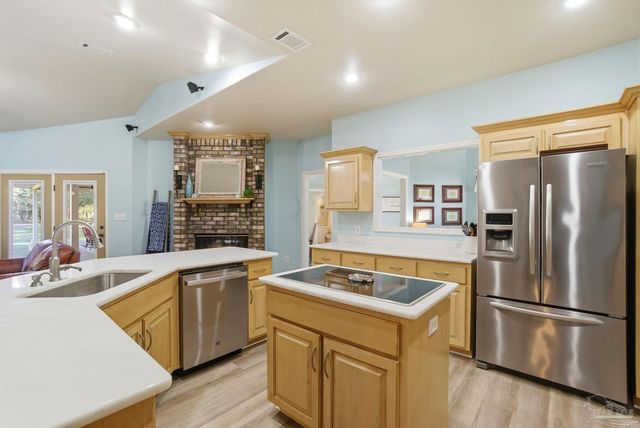 5790 Sunflower Ave, Milton, FL 32570