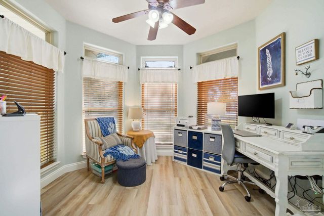 5790 Sunflower Ave, Milton, FL 32570