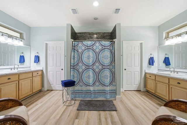 5790 Sunflower Ave, Milton, FL 32570