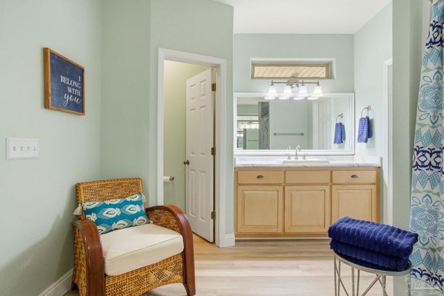 5790 Sunflower Ave, Milton, FL 32570