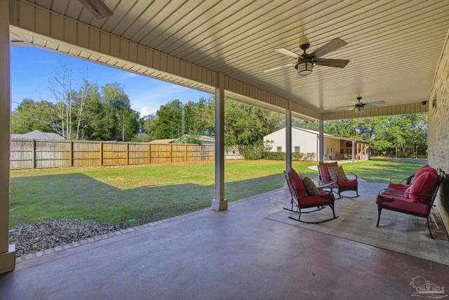 5790 Sunflower Ave, Milton, FL 32570