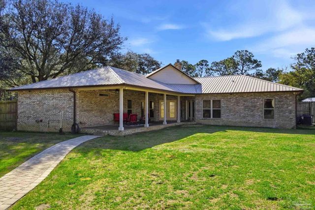 5790 Sunflower Ave, Milton, FL 32570