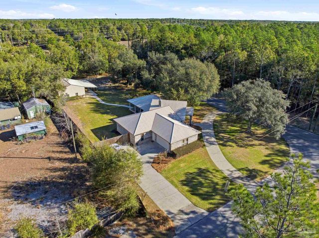 5790 Sunflower Ave, Milton, FL 32570