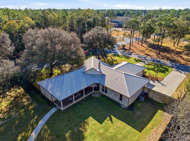 5790 Sunflower Ave, Milton, FL 32570