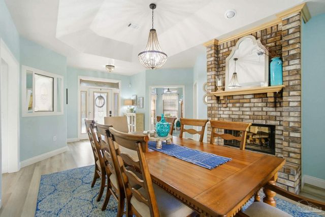 5790 Sunflower Ave, Milton, FL 32570