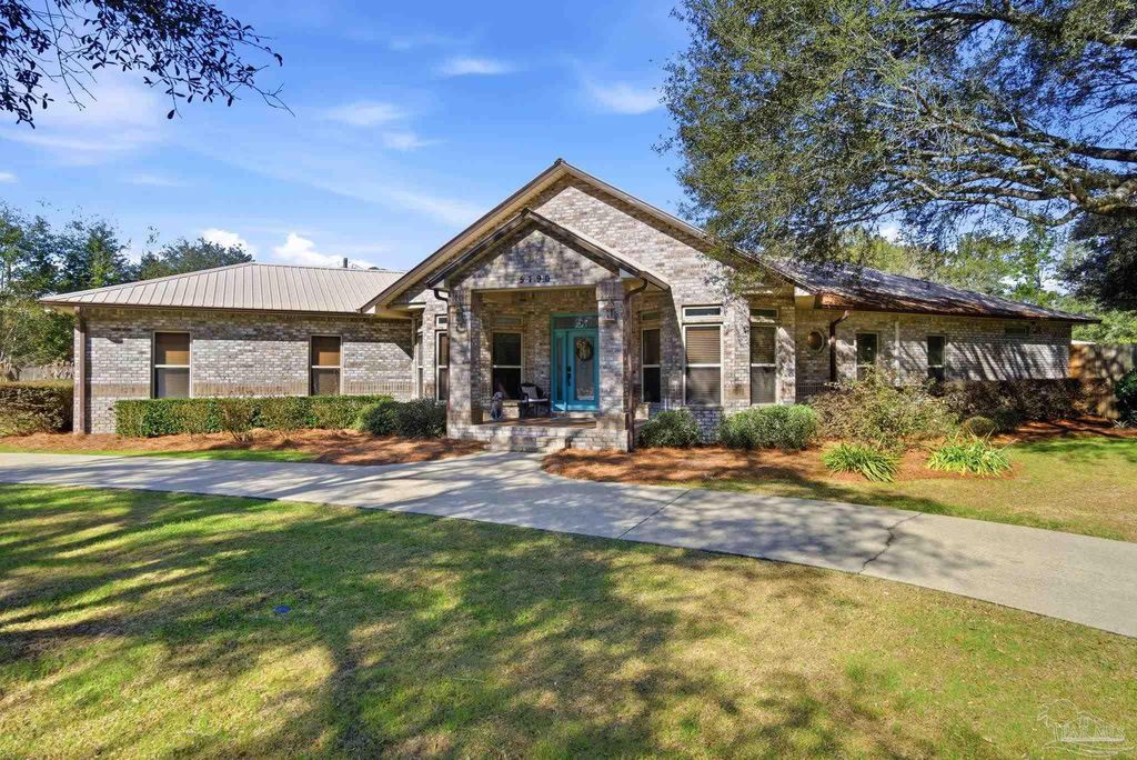 5790 Sunflower Ave, Milton, FL 32570