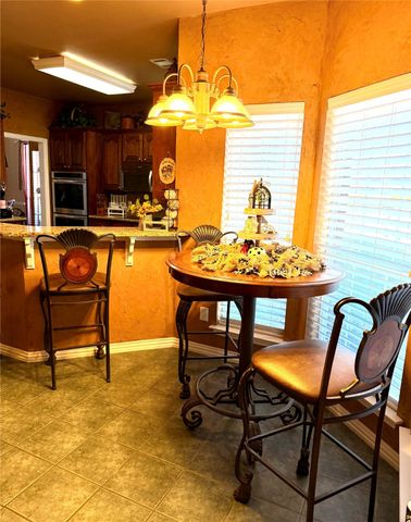 1178 E Remington Park Drive, Talty, TX 75160