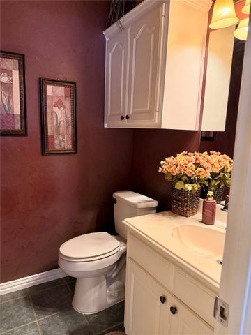 1178 E Remington Park Drive, Talty, TX 75160