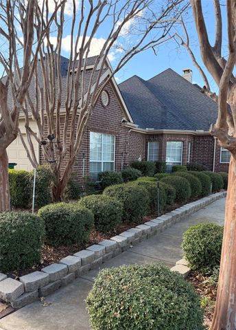 1178 E Remington Park Drive, Talty, TX 75160