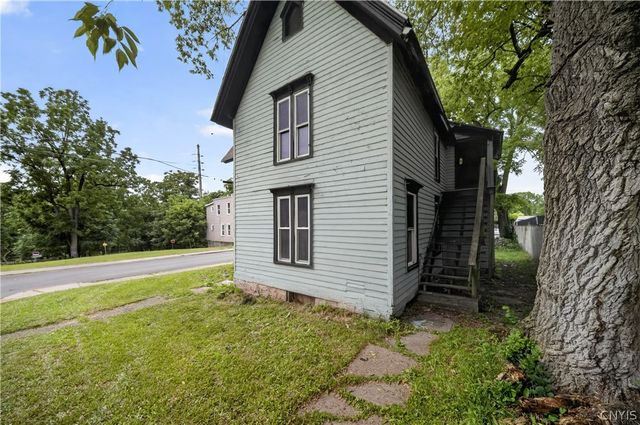 31 Derby Avenue, Auburn, NY 13021