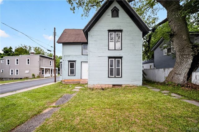 31 Derby Avenue, Auburn, NY 13021