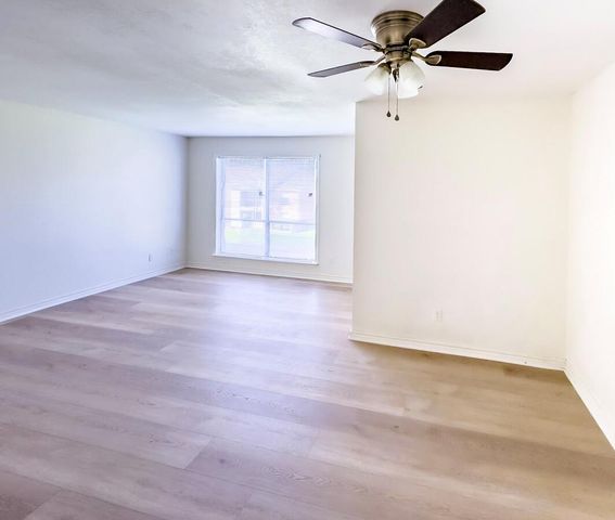 200 Uhland RD C, San Marcos, TX 78666