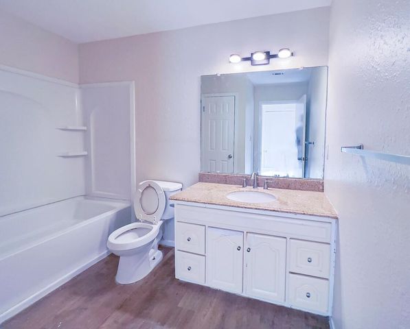 200 Uhland RD C, San Marcos, TX 78666