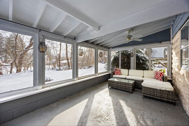 27 Lathrop, South Hadley, MA 01075