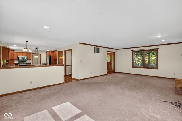 11102 Outrigger Court, Indianapolis, IN 46236