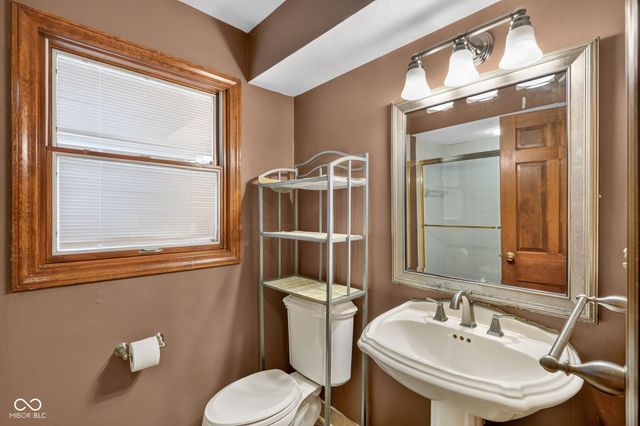 11102 Outrigger Court, Indianapolis, IN 46236