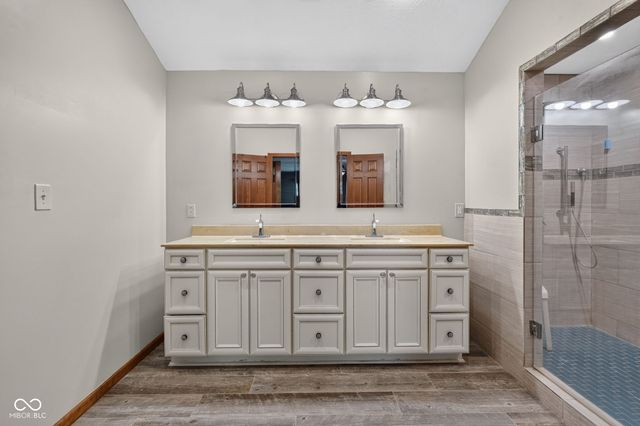 11102 Outrigger Court, Indianapolis, IN 46236