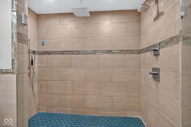 11102 Outrigger Court, Indianapolis, IN 46236