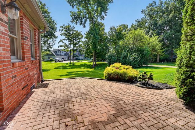 11102 Outrigger Court, Indianapolis, IN 46236