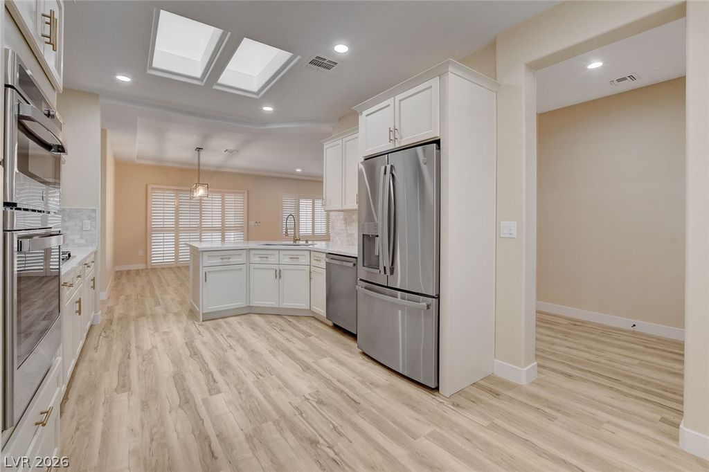 2741 Hartwick Pines Drive Avenue, Henderson, NV 89052 — photo 3