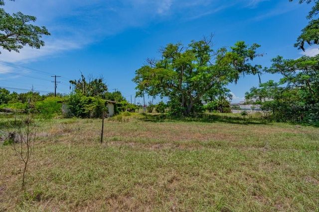 10912 672 HIGHWAY, Riverview, FL 33579