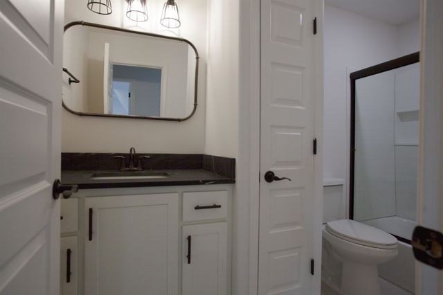 36 W SCOTTSDALE CV, Atoka, TN 38004