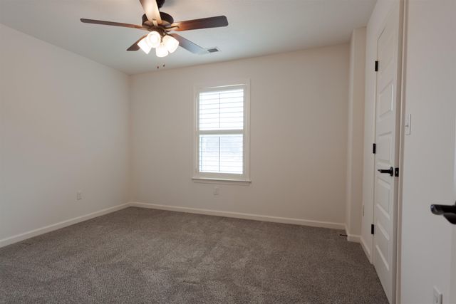 36 W SCOTTSDALE CV, Atoka, TN 38004