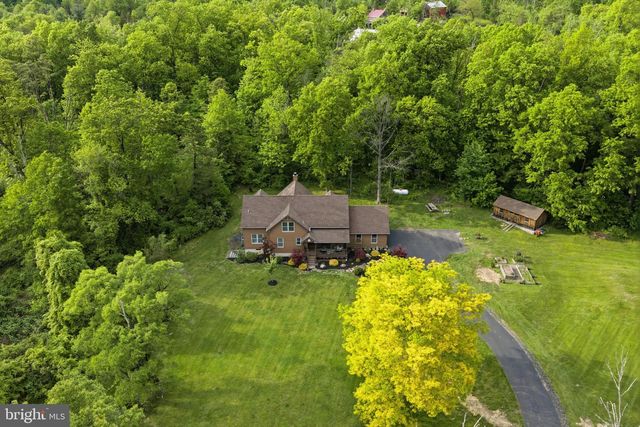 449 HOUSEMAN RD, Perkiomenville, PA 18074