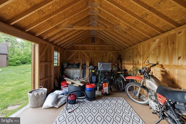 449 HOUSEMAN RD, Perkiomenville, PA 18074