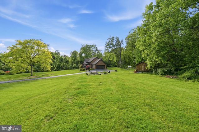 449 HOUSEMAN RD, Perkiomenville, PA 18074