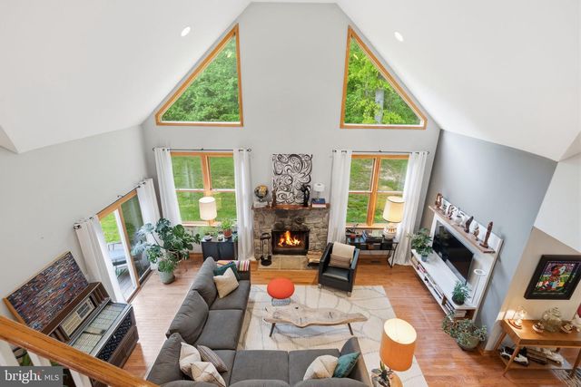 449 HOUSEMAN RD, Perkiomenville, PA 18074