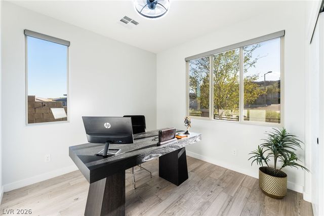 12424 Point Sierra Street, Las Vegas, NV 89138