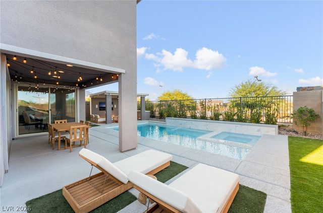 12424 Point Sierra Street, Las Vegas, NV 89138