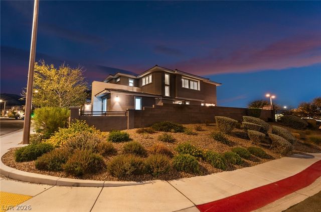 12424 Point Sierra Street, Las Vegas, NV 89138
