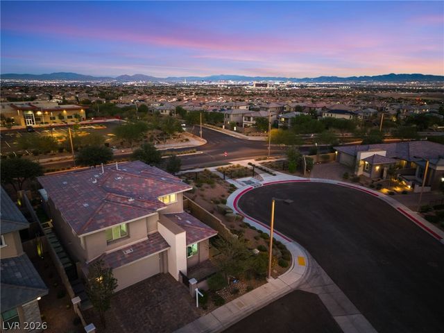 12424 Point Sierra Street, Las Vegas, NV 89138