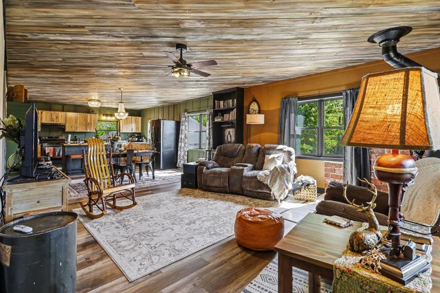 9007 Lake Road, Berrien Twp, MI 49102